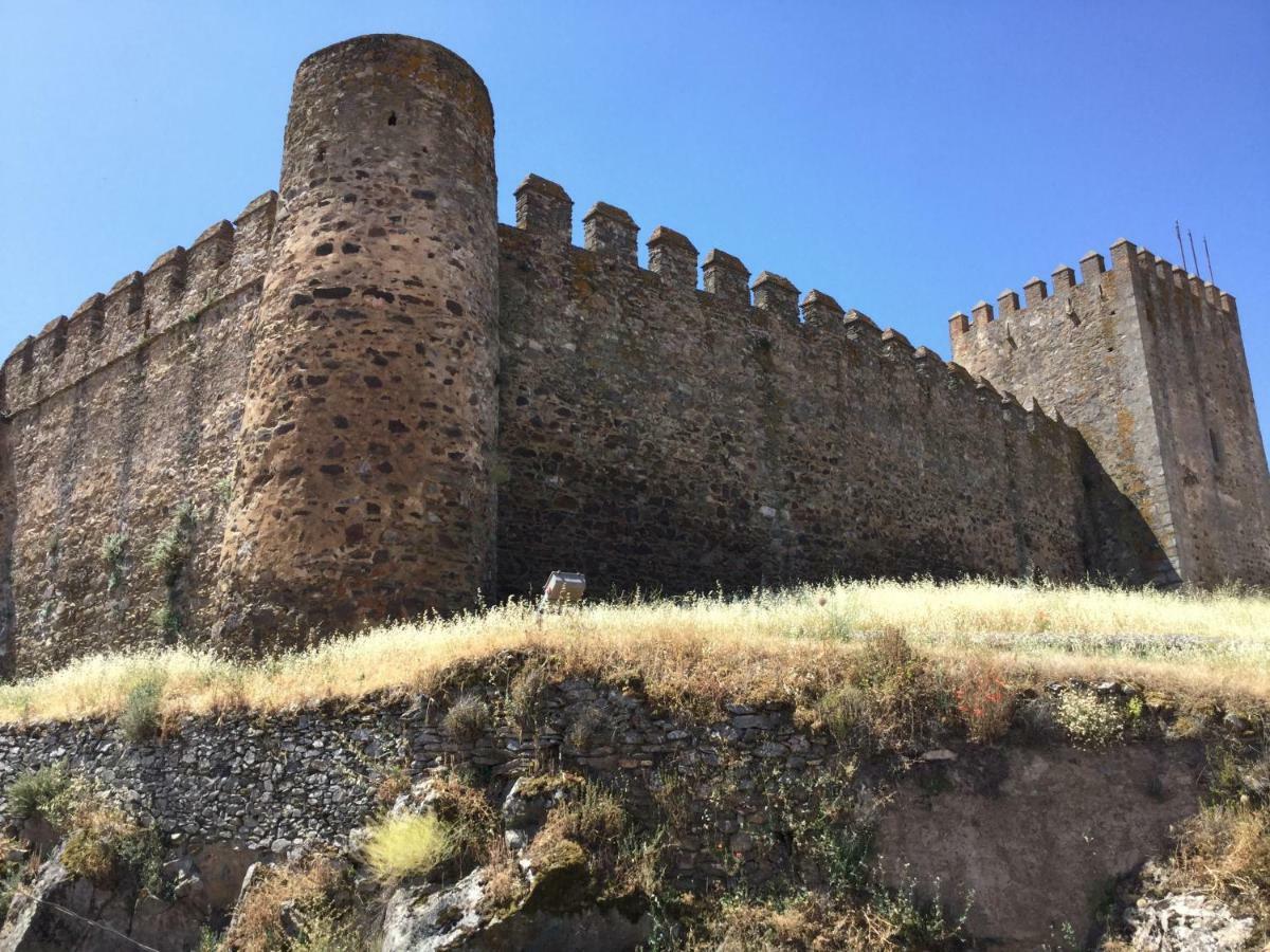 Segura de León Casa Rural Castillo De Segura المظهر الخارجي الصورة